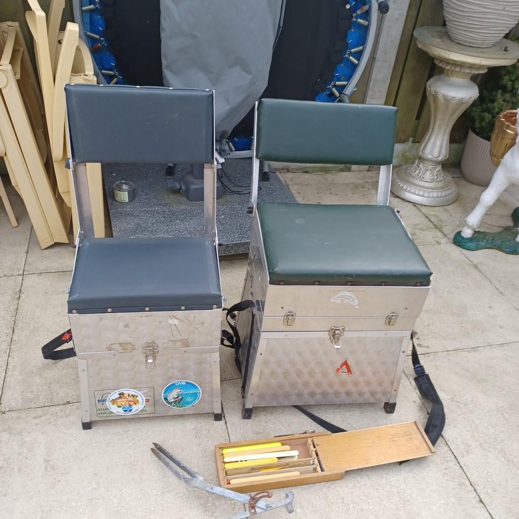 2 x viskist/viskoffer/zitkist  75€ 1 koop samen, Watersport en Boten, Ophalen, Overige typen