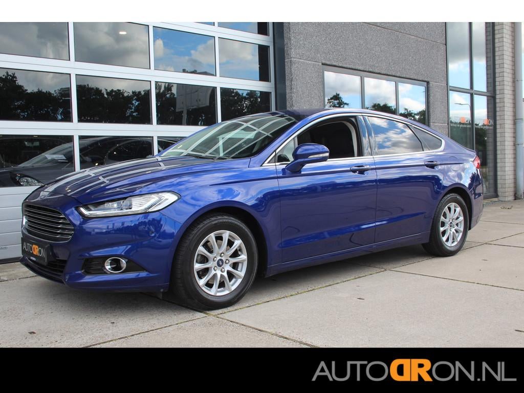 Ford Mondeo 2.0-16v Ecoboost 203 Pk Automaat Titanium HB Nav, Stof, 4 cilinders, Mondeo, Blauw