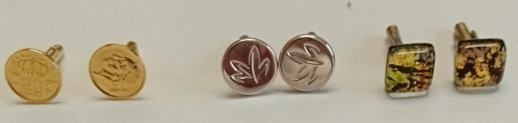 Te Koop: Drie paar manchetknopen., Ophalen of Verzenden, Zo goed als nieuw, Overige materialen