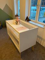 Kidsmill Ledikant met matras + Commode met bladvergroter, Ophalen, Zo goed als nieuw, Jongetje of Meisje