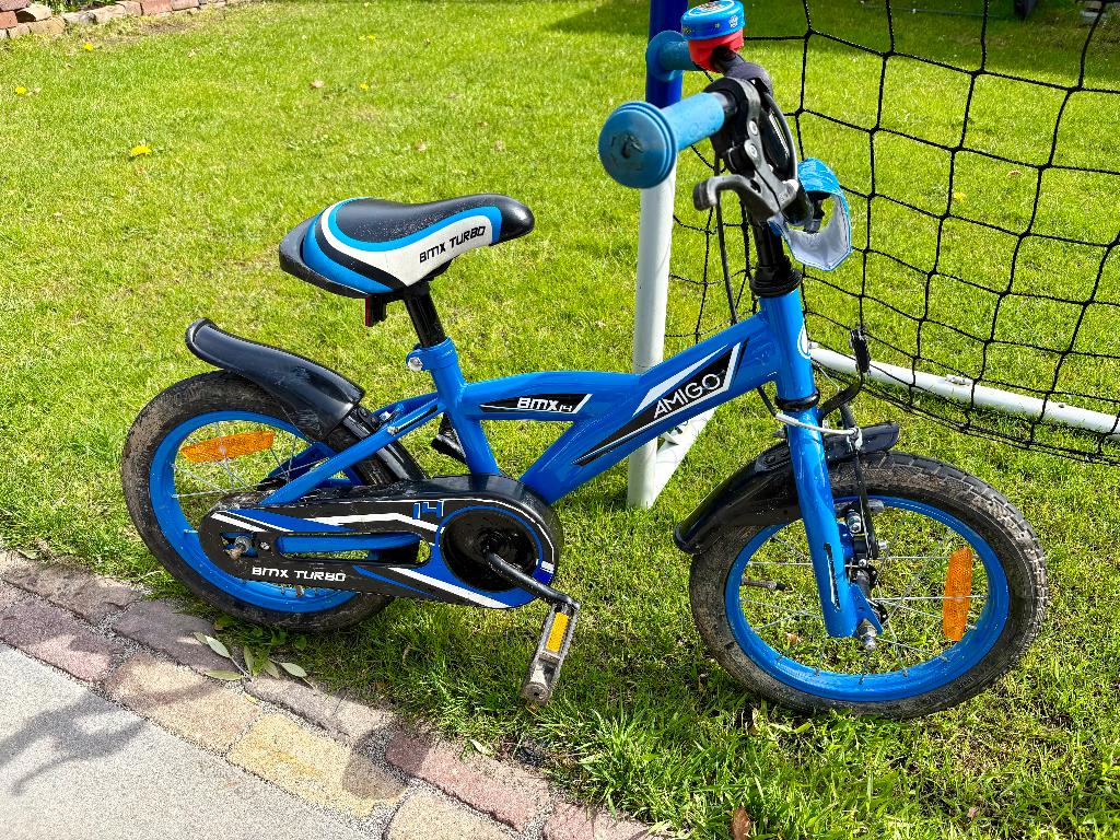 Amigo blauwe bmx 16 inc ook als driewieler te gebruiken, Fietsen en Brommers, Ophalen, Terugtraprem, Zijwieltjes, Amigo BMX