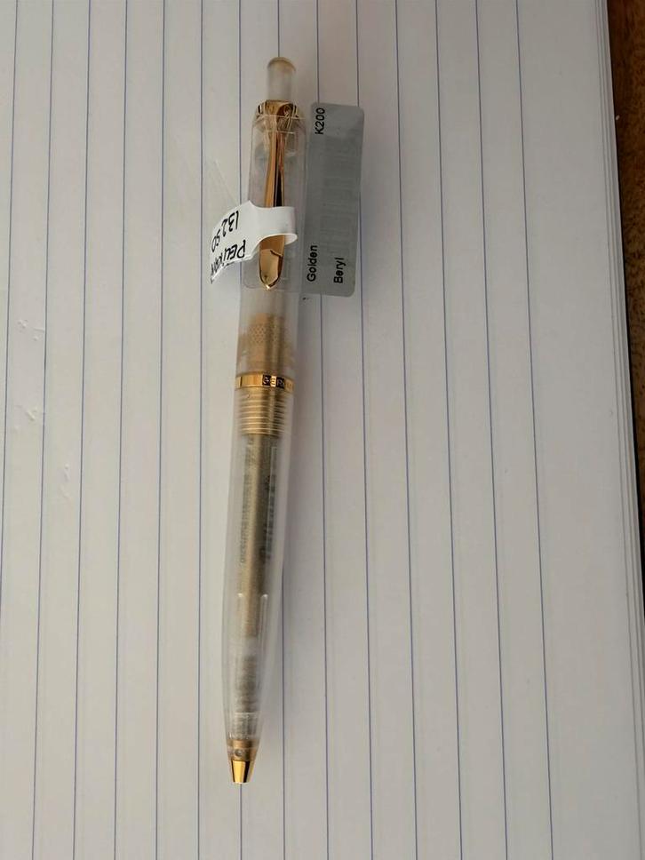 Pelikan holden beryl balpen NIEUW, Verzamelen, Pennenverzamelingen, Zo goed als nieuw, Balpen, Ophalen of Verzenden