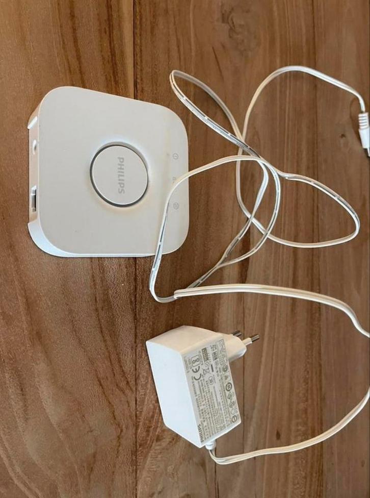 Philips Hue Bridge V2 - Smart Home Hub, Computers en Software, Overige Computers en Software, Zo goed als nieuw, Ophalen