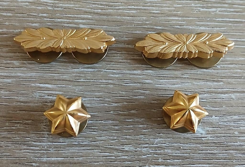 Landmacht schouder rangen DT majoor balken sterren pin set, Verzamelen, Militaria | Algemeen, Ophalen of Verzenden, Landmacht