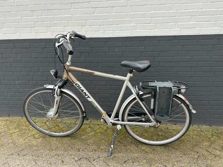 Giant elektrische fiets - Gebruikt, Fietsen en Brommers, Elektrische fietsen, Gebruikt, Giant, 51 tot 55 cm, 30 tot 50 km per accu