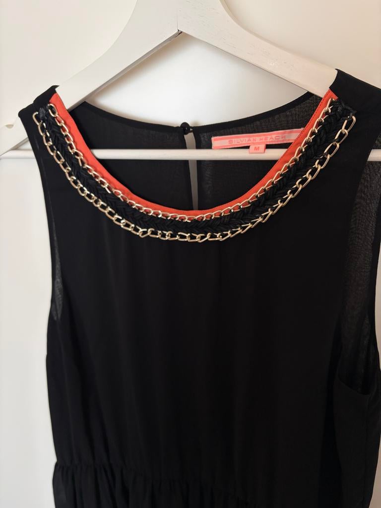 Little black dress met kettingdetails, Kleding | Dames, Jurken, Maat 38/40 (M), Zwart, Ophalen of Verzenden, Zo goed als nieuw