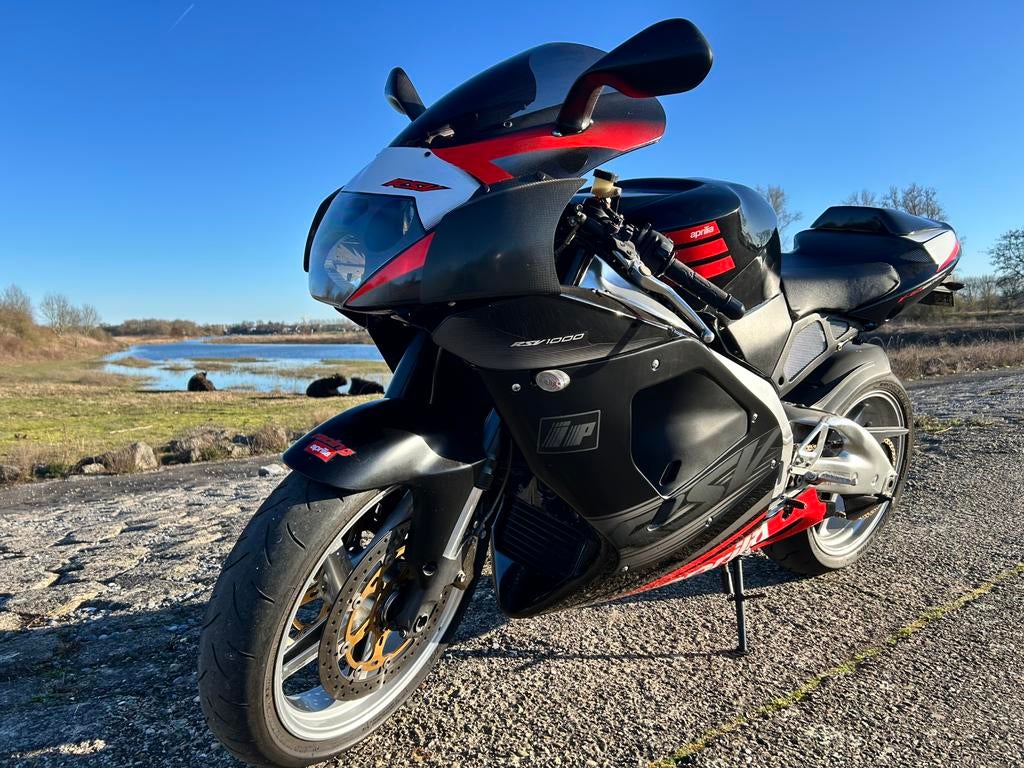 Aprilia RSV 1000 uit 2003 met 33.000 km, Motoren, Motoren | Aprilia, 2 cilinders, Sportuitlaat, Motorrijbewijs A, Super Sport