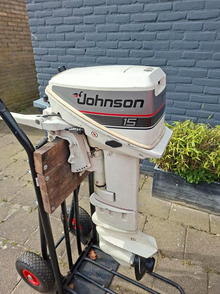 Johnson 15 pk 2 takt 2 cilinder langstaart, Watersport en Boten, Bootonderdelen, Gebruikt, Motor en Techniek, Motorboot, Ophalen