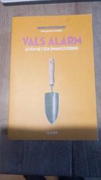 Vals alarm, Menno Oosterhoff, Ophalen of Verzenden, Gelezen, Menno Oosterhoff