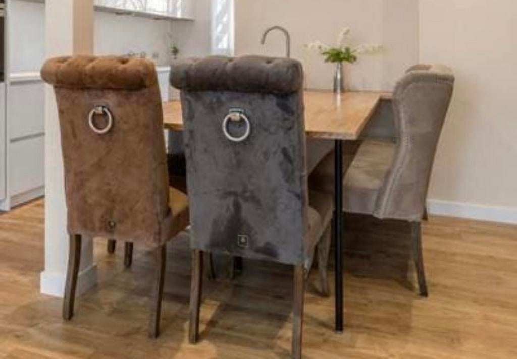 Eetkamerstoelen, bank en loveseat set, Huis en Inrichting, Stoelen, Ophalen, Gebruikt, Overige kleuren, Drie