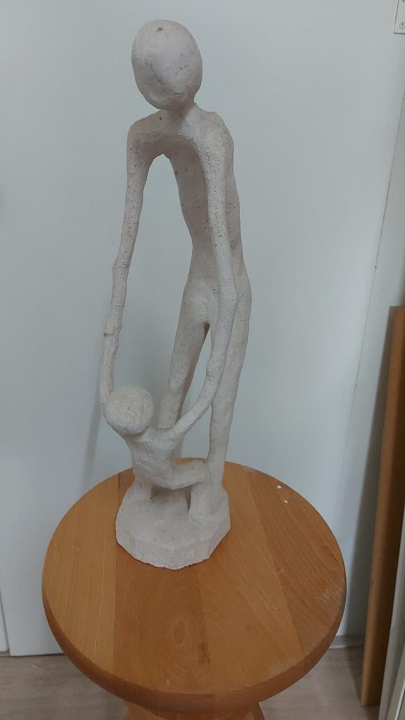 Ouder met kind beeld, Ophalen of Verzenden, 20 - 50 cm, Wit, Beeld