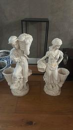 2 stenen beelden circa 50 cm hoog met bloempot, Verzamelen, Beelden en Beeldjes, Ophalen, Gebruikt, Mens