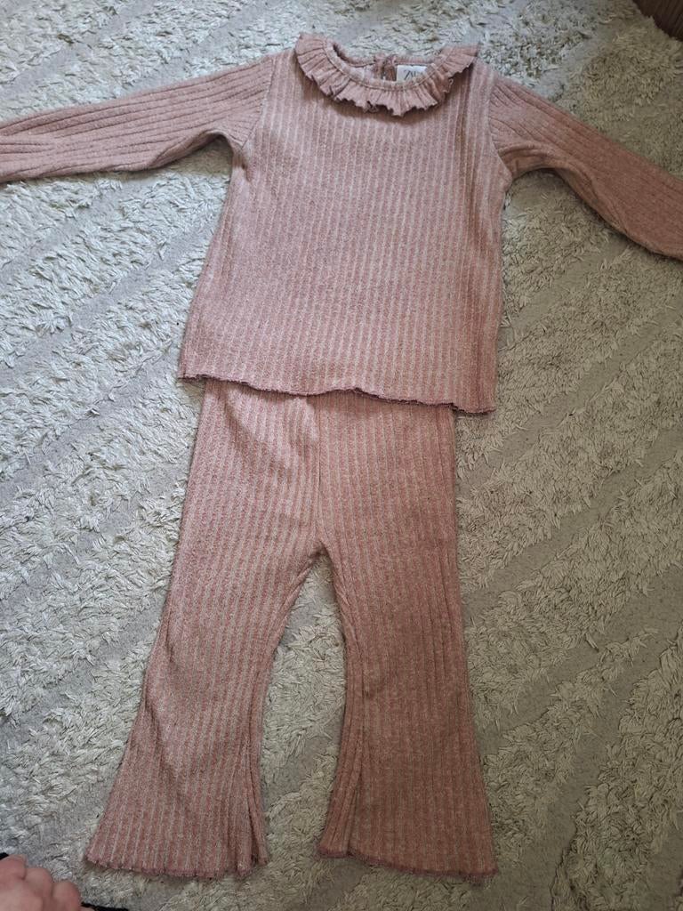 Zara set ribstof roze met ruches kraagje, Kinderen en Baby's, Ophalen of Verzenden, Zo goed als nieuw, Overige maten