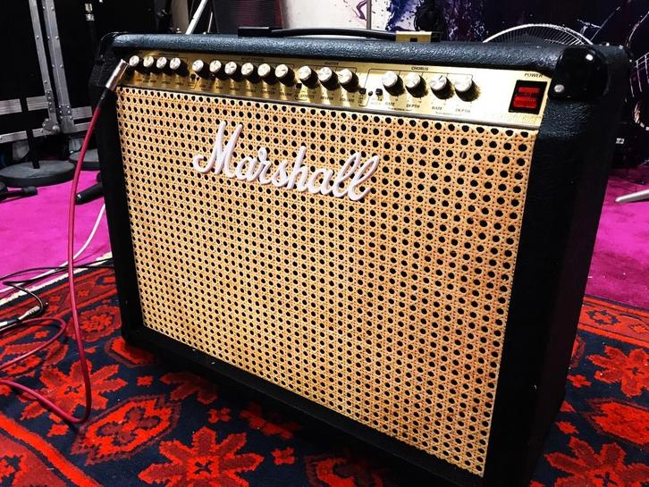 Marshall Valvestate 8280 Bi-Chorus Wicker front 2x12" stereo, Audio, Tv en Foto, Buizenversterkers, Versterker, Ophalen