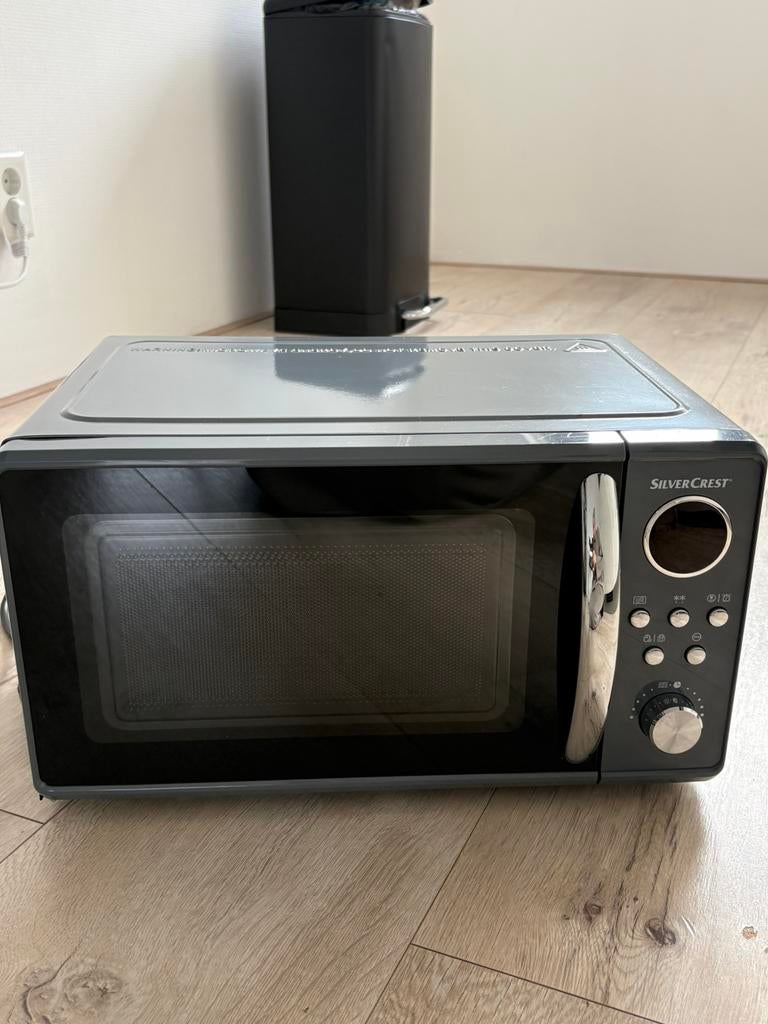 Grijze Silvercrest magnetron, Ophalen of Verzenden, Zo goed als nieuw