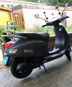 Agm VX50 scooter, Fietsen en Brommers, Snorfietsen en Snorscooters, Zo goed als nieuw, Benzine, Ophalen, Overige merken