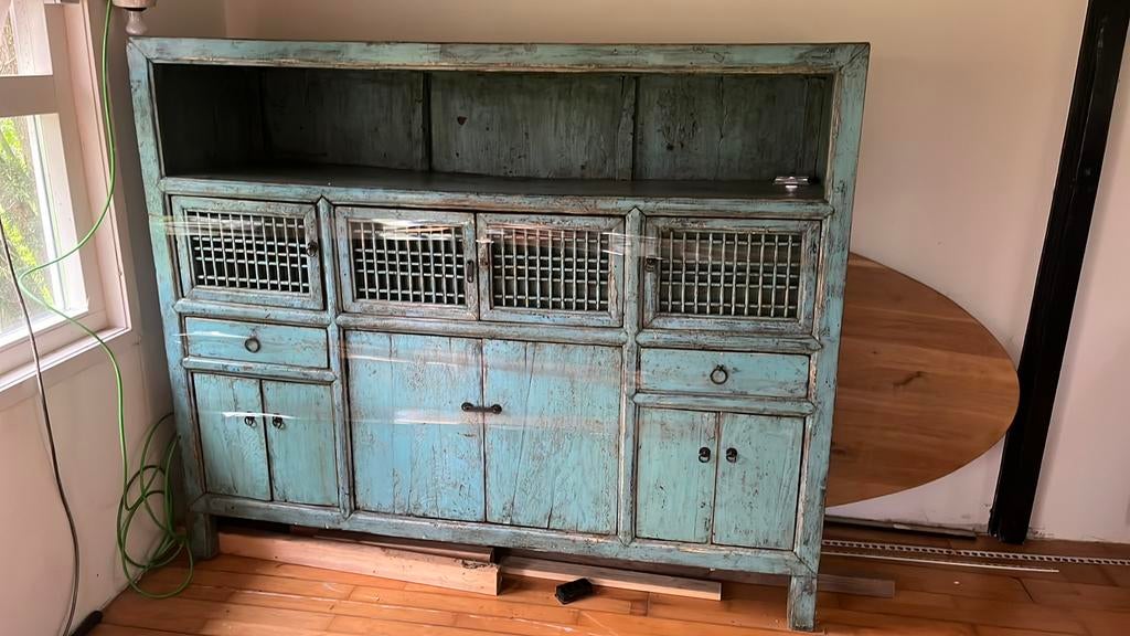 Mooie oosterse kast, Ophalen