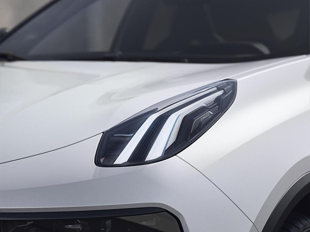 Lynk & Co 01 1.5 More VOORRAADDEAL VAN € 47145.- NAAR €, Euro 6, 4 cilinders, 1898 kg, Plug-in hybride