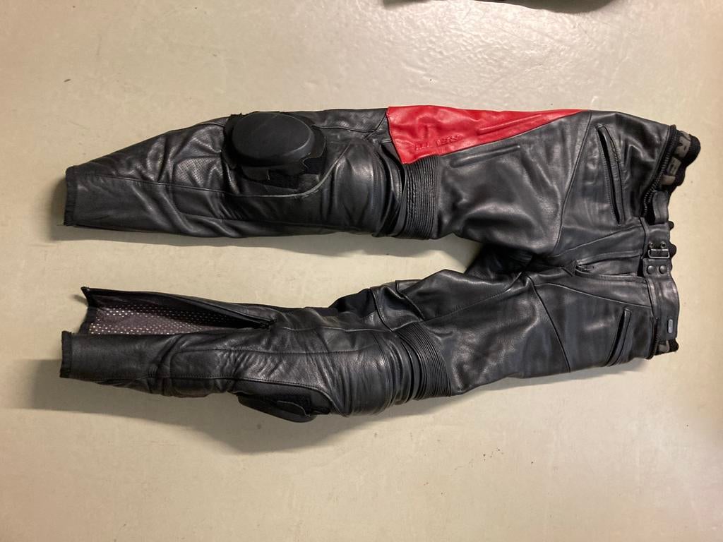 Leren motorpak (jas/broek afritsbaar) - Maat 48 (S), Motoren, Kleding | Motorkleding, Ophalen of Verzenden, Tweedehands, Heren