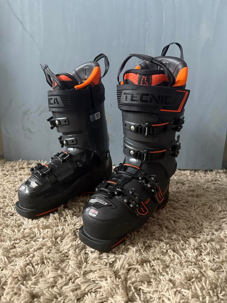 Tecnica skischoenen 24/24,5, Sport en Fitness, Skiën en Langlaufen, Overige merken, 160 tot 180 cm, Schoenen, Ophalen of Verzenden