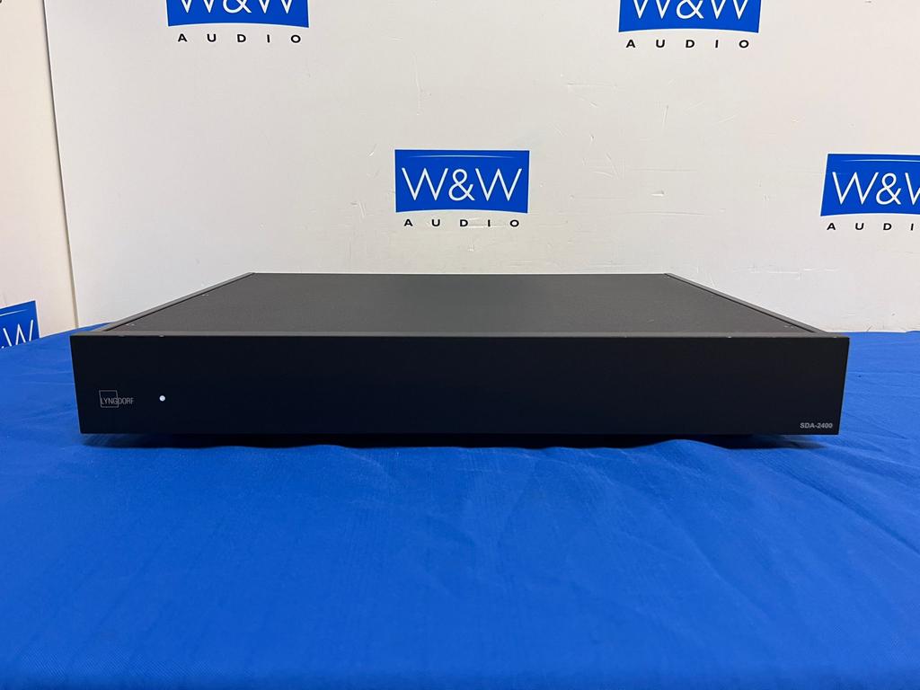 Lyngdorf SDA-2400 Klasse D Eindversterker, Audio, Tv en Foto, Versterkers en Receivers, Gebruikt, Stereo, 120 watt of meer, Overige merken