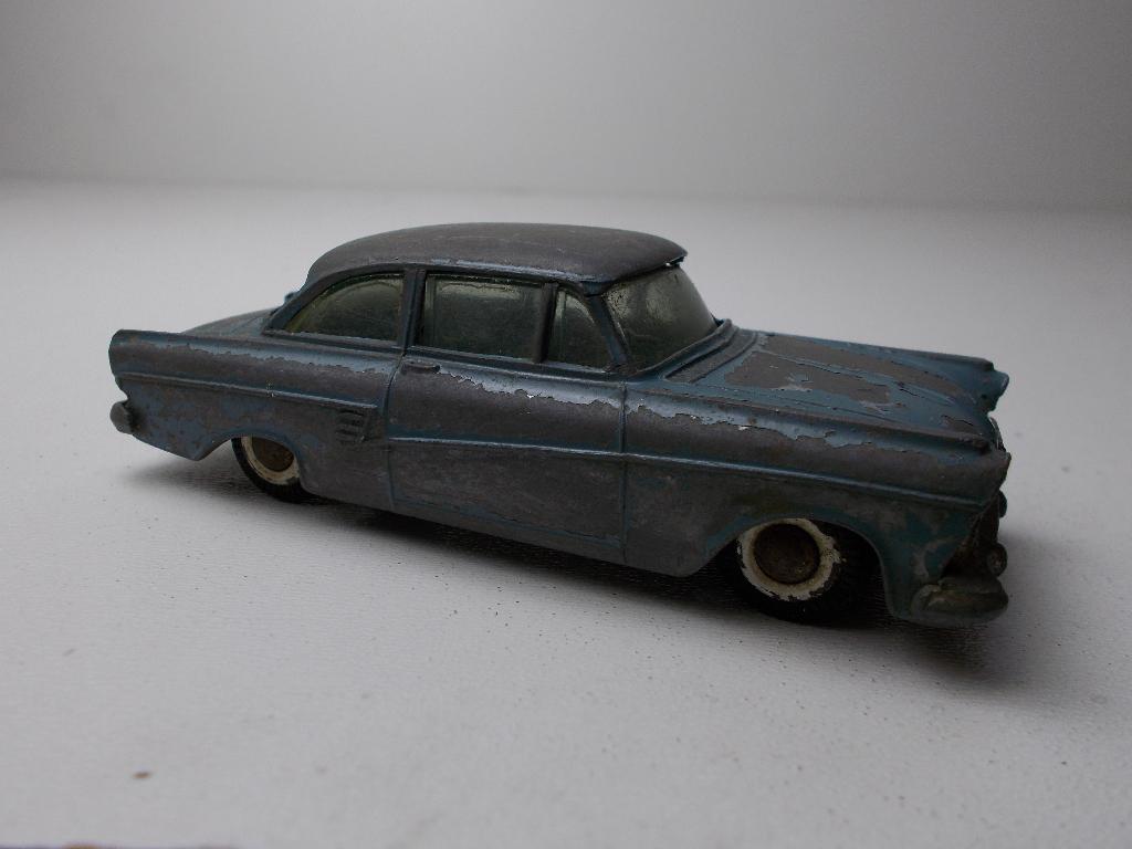 1957 Tekno Denmark 823 FORD TAUNUS 17 M (Opknapper.)