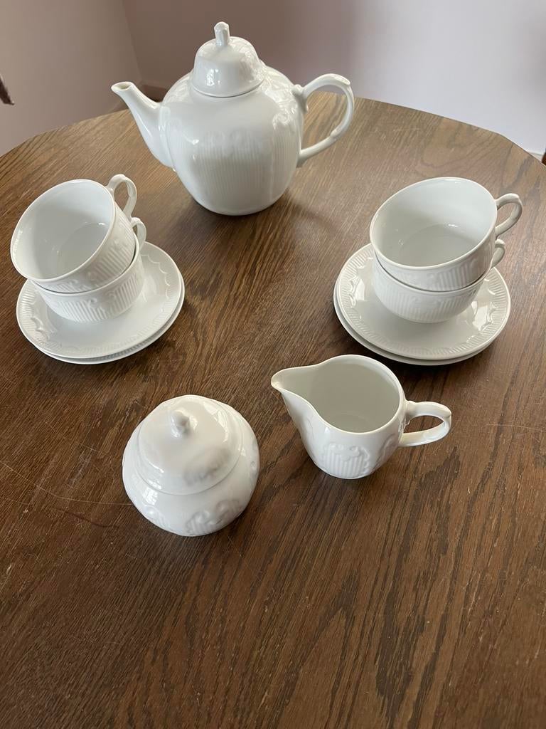 Thee servies Friesland Porzellan is een duits fabrikaat, Ophalen of Verzenden, Porselein, Overige stijlen, Overige typen