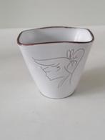 vintage bloempotje met meisjeafbeelding 11 hoog 12 doorsnede, Ophalen of Verzenden