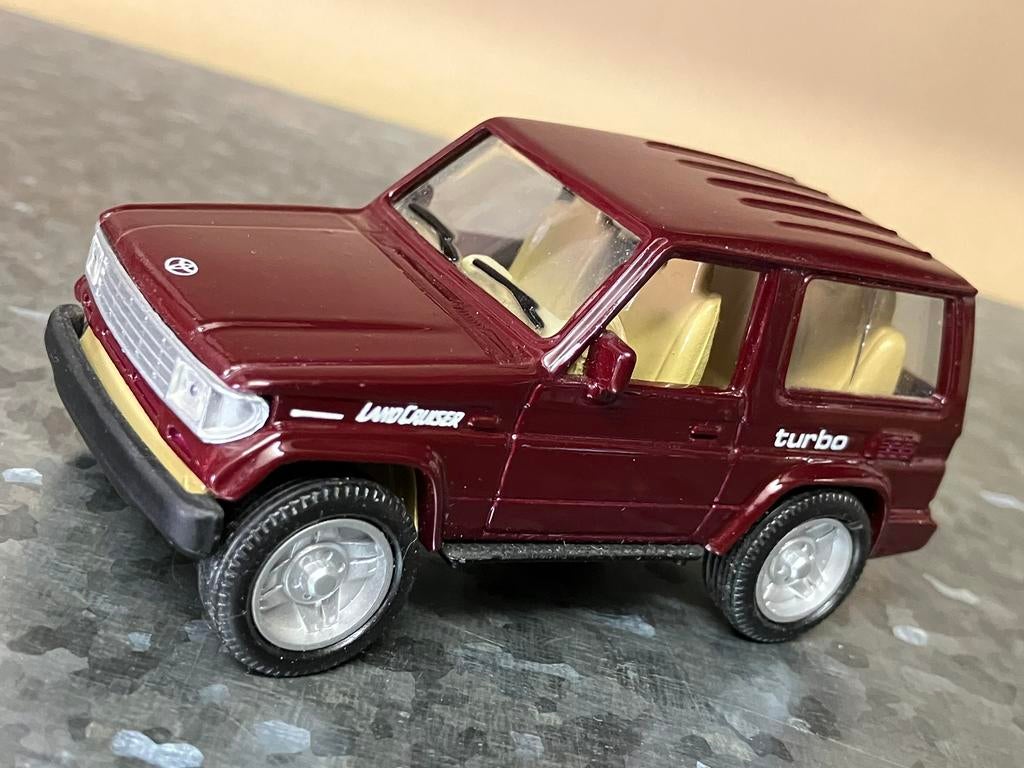 Toyota Landcruiser land cruiser 1/43, Hobby en Vrije tijd, Modelauto's | 1:43, Ophalen of Verzenden, Zo goed als nieuw, Auto, Overige merken