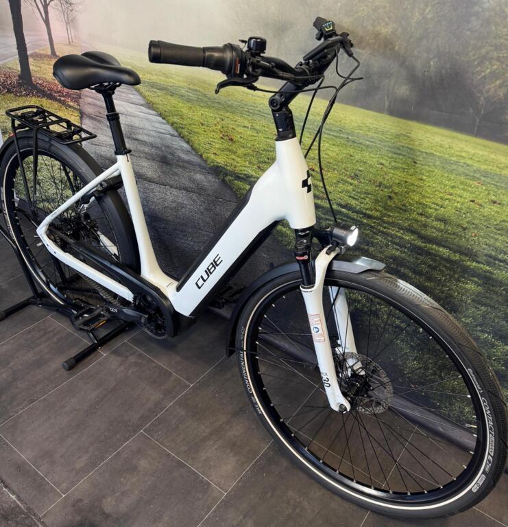 Cube Supreme - Electrische Damesfiets - Riem-aandrijving, Fietsen en Brommers, Elektrische fietsen, Overige merken, Ophalen of Verzenden