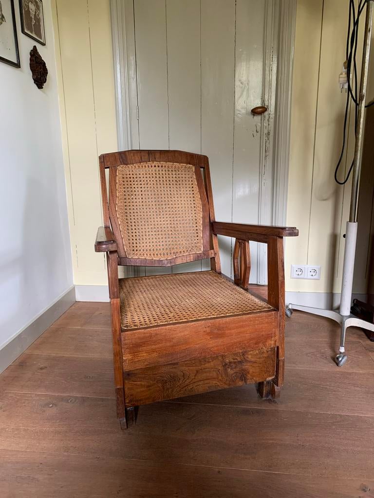 Antieke houten art deco stoel met webbing zitting/rugleuning, Ophalen