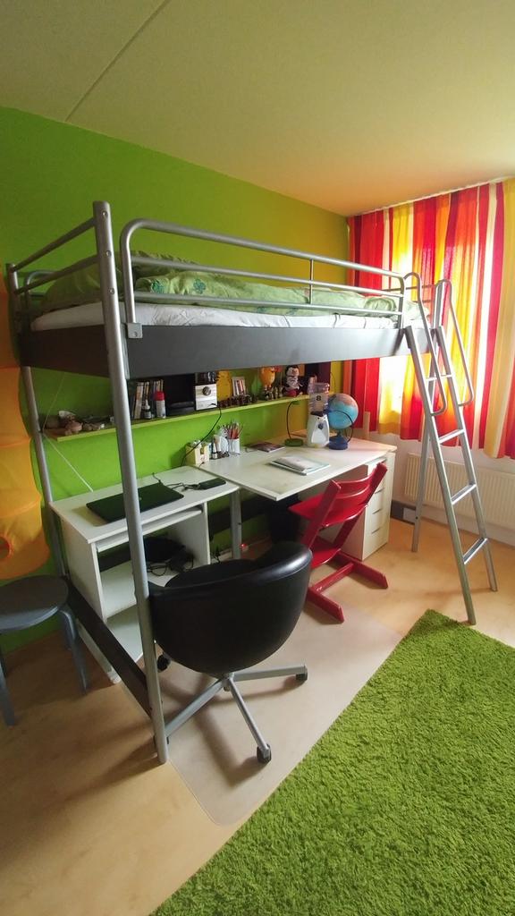 Stevige Hoogslaper - Geschikt voor Volwassenen - Zeer Goede, Huis en Inrichting, Slaapkamer | Stapelbedden en Hoogslapers, Zo goed als nieuw