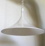 Design Hanglamp / heksenhoed van Harco Loor uit de jaren 80, Kunststof, Design, Ophalen of Verzenden, Zo goed als nieuw
