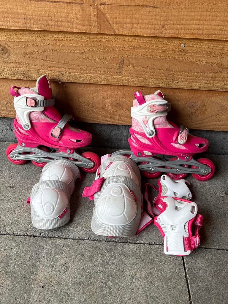 Nijdam Roze verstelbare skeelers(29-32) met bescherming, Ophalen, Verstelbaar, Zo goed als nieuw, Kinderen