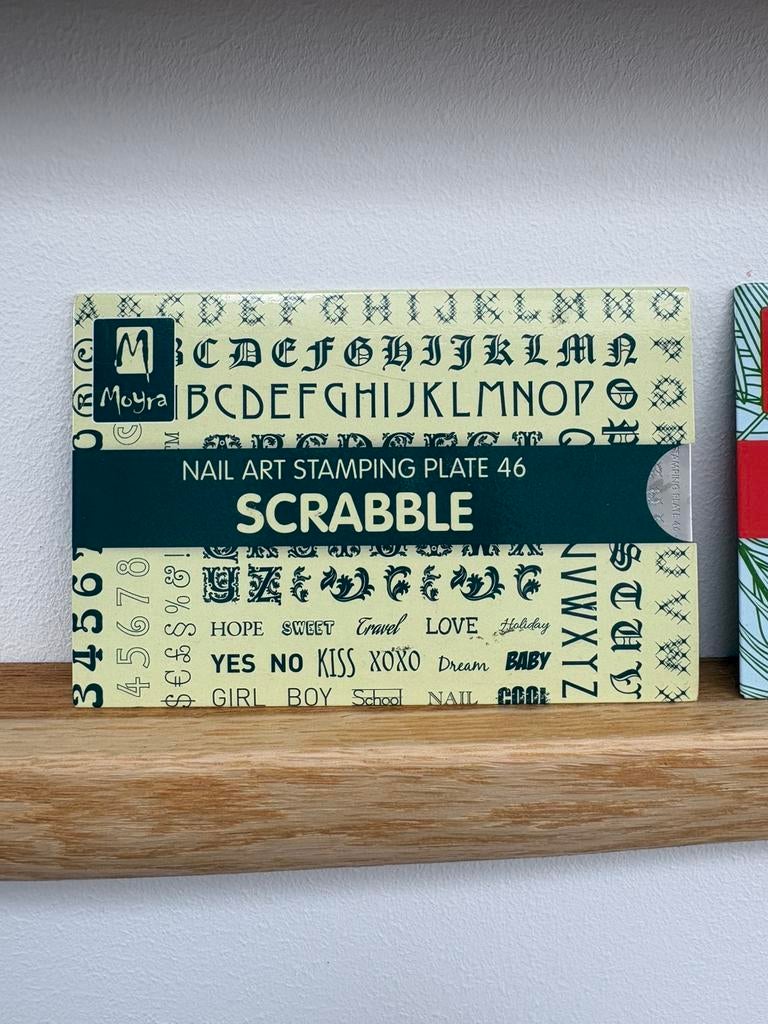 Moyra stempelplaat, Eén persoon