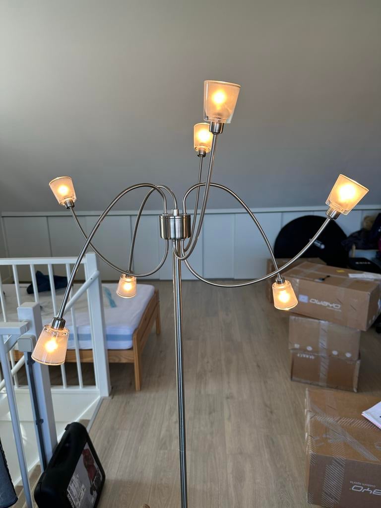 Moderne zilverkleurige staande lamp met 6 lichtpunten, Ophalen, Gebruikt, Metaal, 150 tot 200 cm
