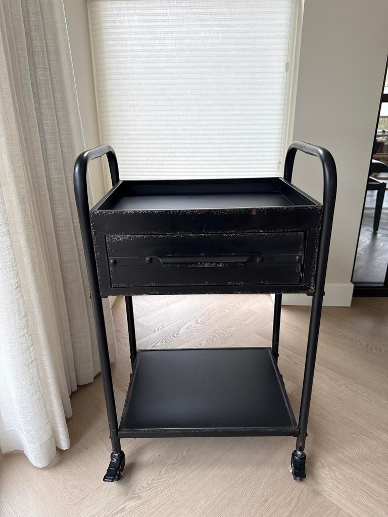 Zwarte roltafel, rolkarretje, trolley, Ophalen, Gebruikt