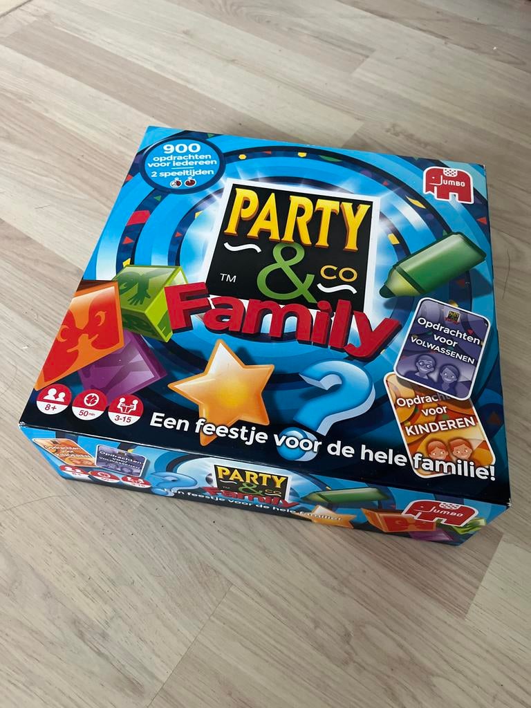 Party&Co Family - Zo goed als nieuw!, Hobby en Vrije tijd, Drie of vier spelers, Ophalen of Verzenden, Zo goed als nieuw