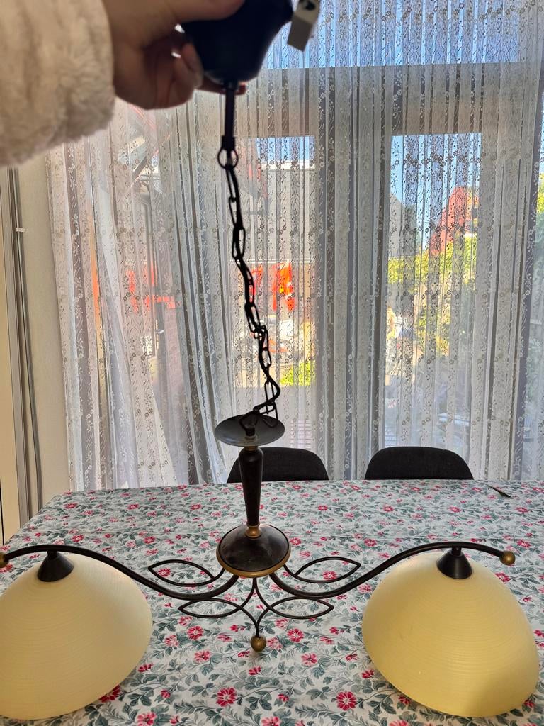 Vintage hanglamp met 2 kappen, Huis en Inrichting, Lampen | Hanglampen, Gebruikt, 75 cm of meer, Metaal, Ophalen of Verzenden