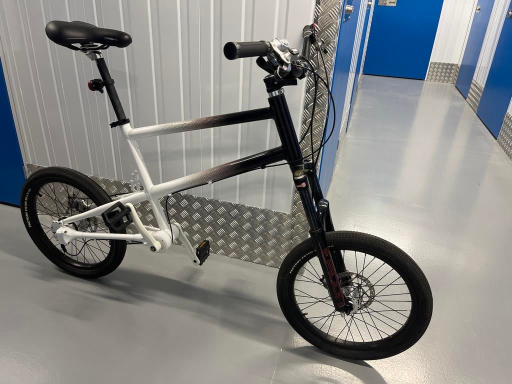 Unieke fiets met cardan, schijfremmen en vering, Minder dan 10 versnellingen, Vering, Minder dan 49 cm, Ophalen