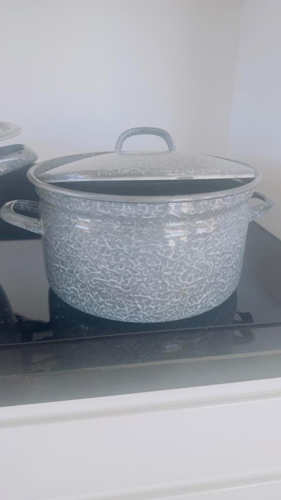 Geëmailleerde Soeppannen - Overstap naar Inductie, Huis en Inrichting, Keuken | Potten en Pannen, Gebruikt, Ophalen