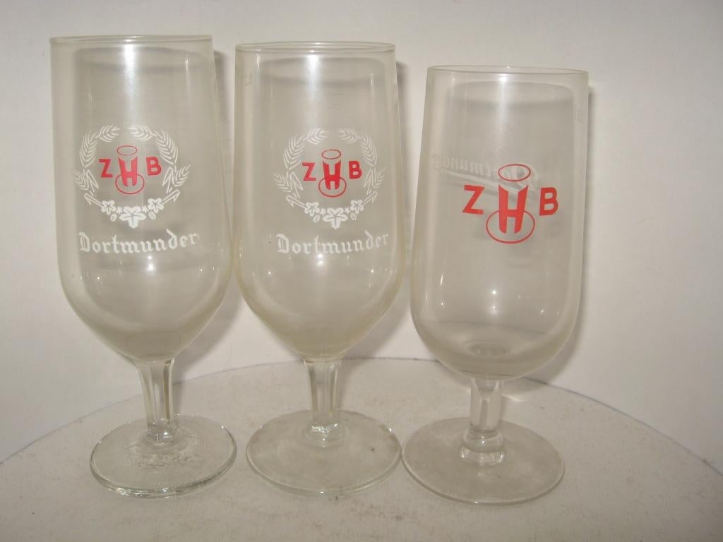 ZHB Dortmunder voetglazen maataanduiding links en rechts., Ophalen of Verzenden, Zo goed als nieuw, Glas of Glazen, Overige merken