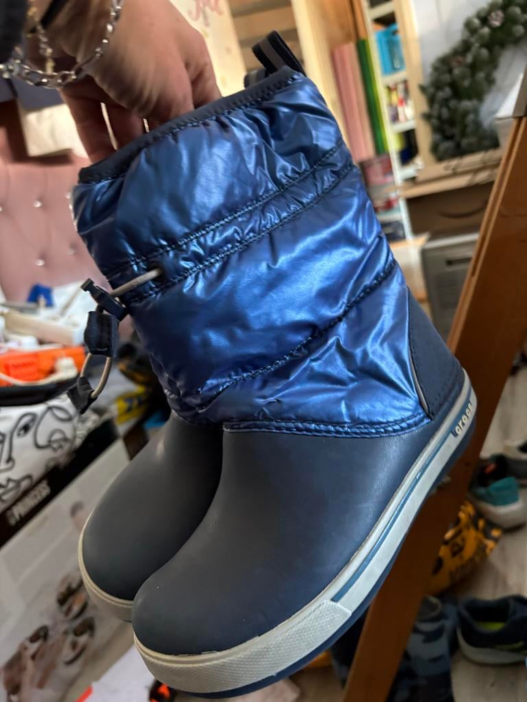 Crocs winterlaarzen blauw maat 27-28, Ophalen of Verzenden, Gebruikt, Jongen of Meisje, Laarzen