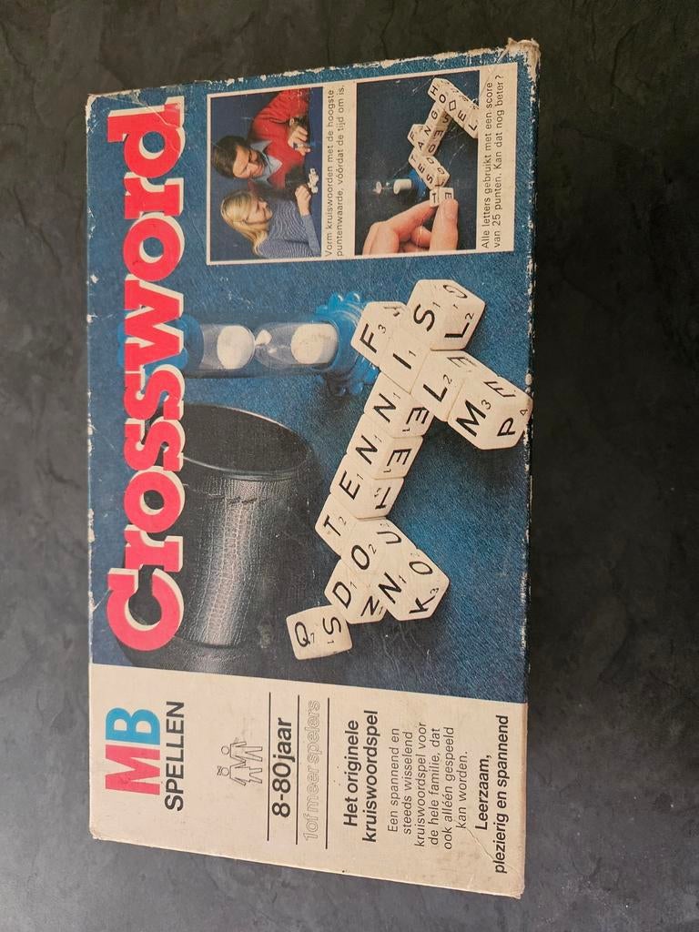 MB Spellen Crossword - Het originele kruiswoordspel, Vijf spelers of meer, Ophalen, Gebruikt, MB Spellen