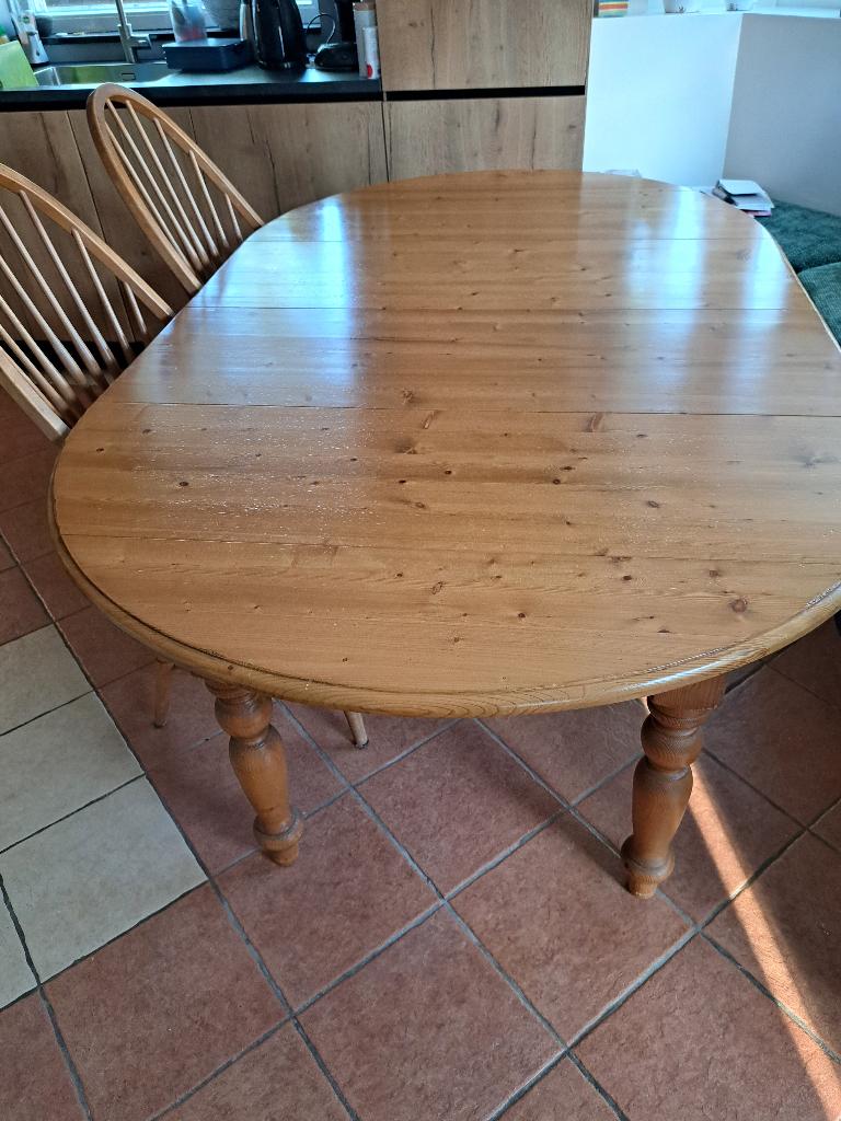 Eettafel grenen van rond naar ovaal GRATIS, Huis en Inrichting, Ophalen, Gebruikt, 100 tot 150 cm, Vijf personen of meer