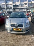 Toyota Yaris 1.3 16V Vvt-i 5DR 2006 Grijs, Auto's, Toyota, Voorwielaandrijving, 40 €/maand, 4 cilinders, 995 kg