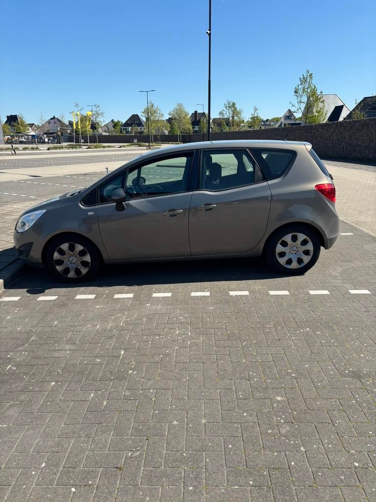 Opel Meriva 1.4 74KW 2010 Bruin, Auto's, Voorwielaandrijving, 4 cilinders, Bruin, 100 pk