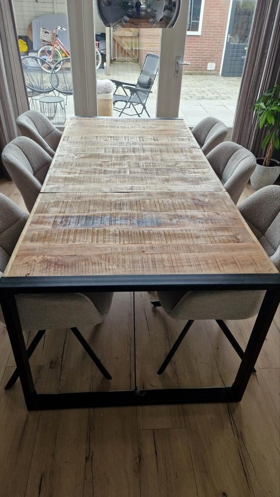 Mangohout eetkamer tafel, Ophalen, Gebruikt, 4 tot 6 stoelen