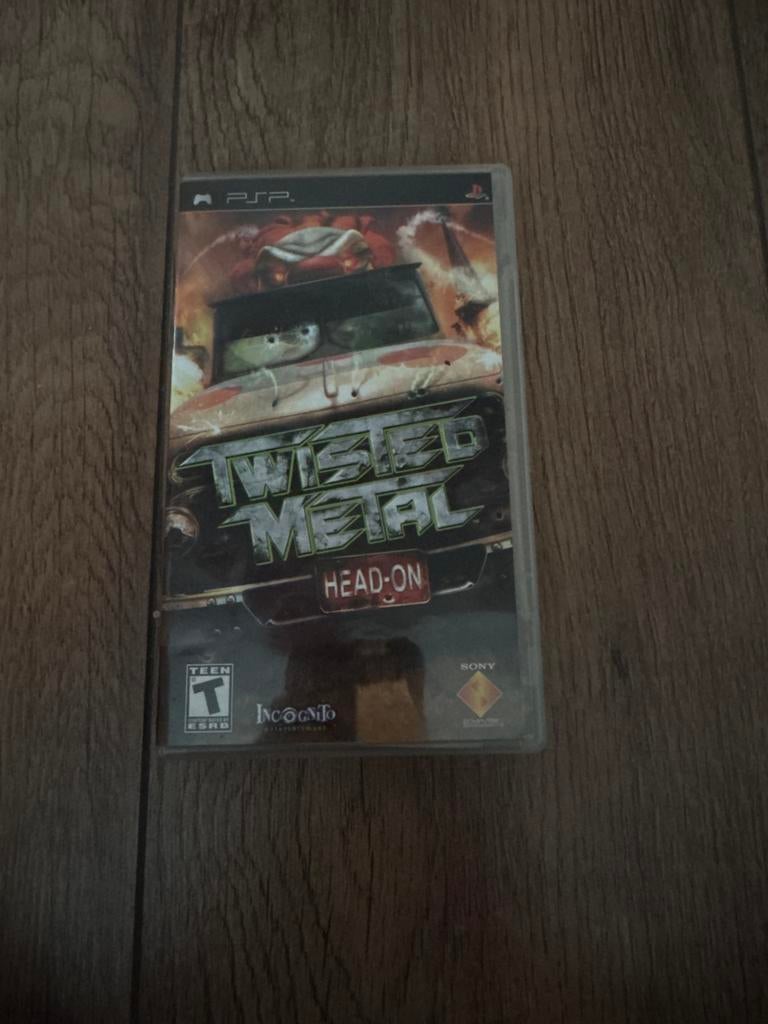 Twisted Metal Head-On PSP spel, Ophalen, Gebruikt, 1 speler, Racen en Vliegen