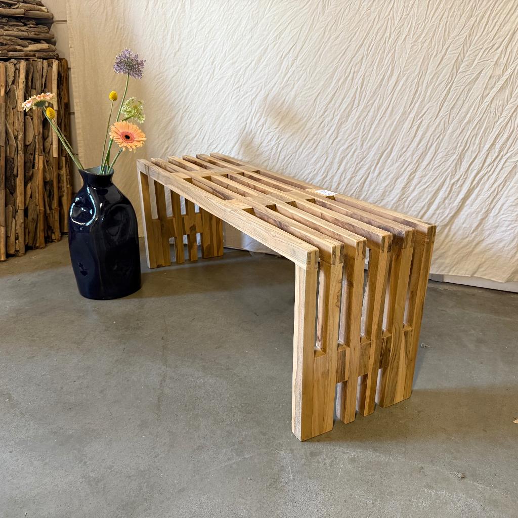 Tuinbankje | Sidetable | massief Teakhout | Bij TTM Wonen, TTM Wonen, Meubels – (Perzische) Tapijten en Woonaccessoires, Taag 63, 2491 CS, Den Haag (Forepark)